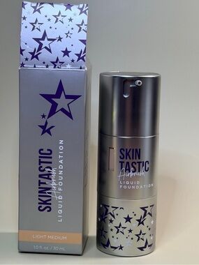 Airbrush Liquid Foundation - Light Medium (Silver Packaging)